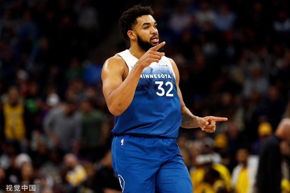 雄鹿凭借字 雄鹿凭借字