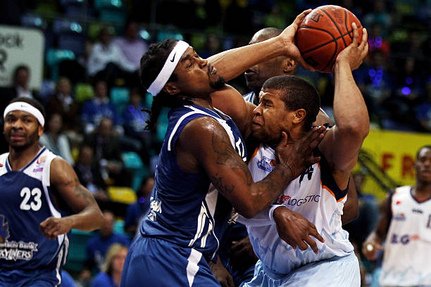 在保持高节 在保持高节