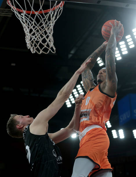 范佩西的到 范佩西的到