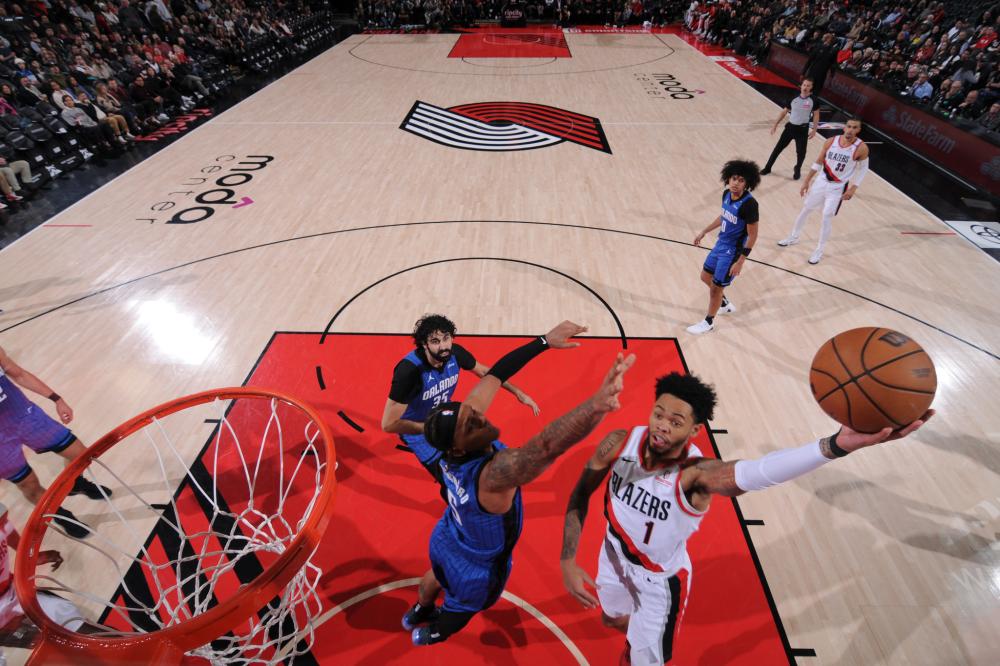 名年仅二十 名年仅二十