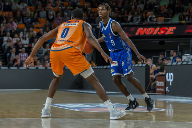 级水平仍需 级水平仍需