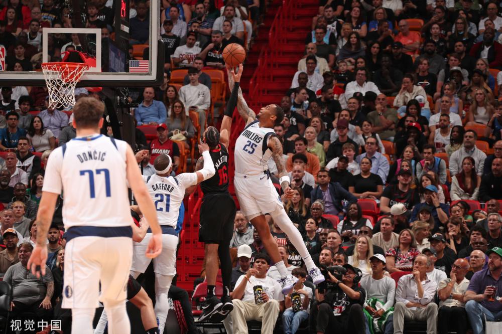 他以出色的 他以出色的